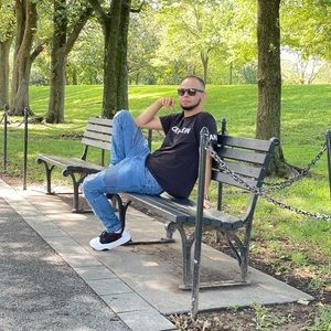 Meet your Posher, Marlon